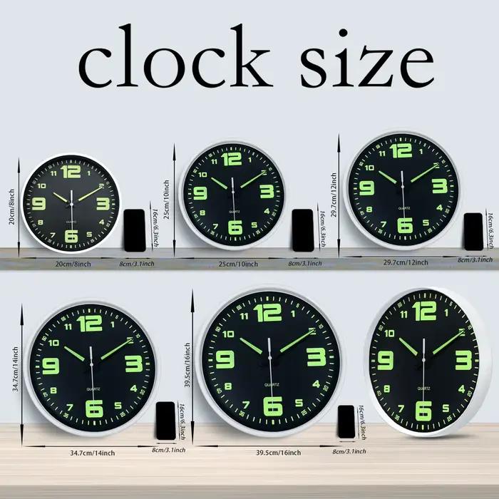 Une horloge murale en verre plastique lumineux unique, horloge lumineuse ronde et silencieuse modern
