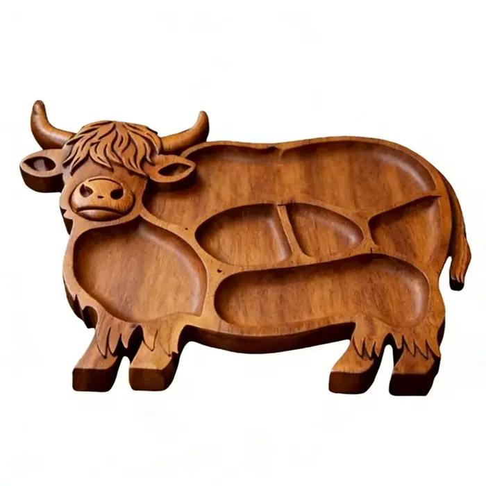 Planche à charcuterie en bois Highland-Cow, planche à fromage rustique de style ferme avec poignée, 