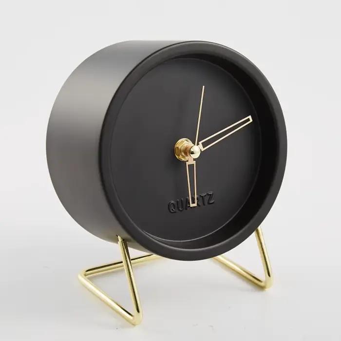 Horloge électronique de style nordique, design artistique, décoration simple et créative, horloge si