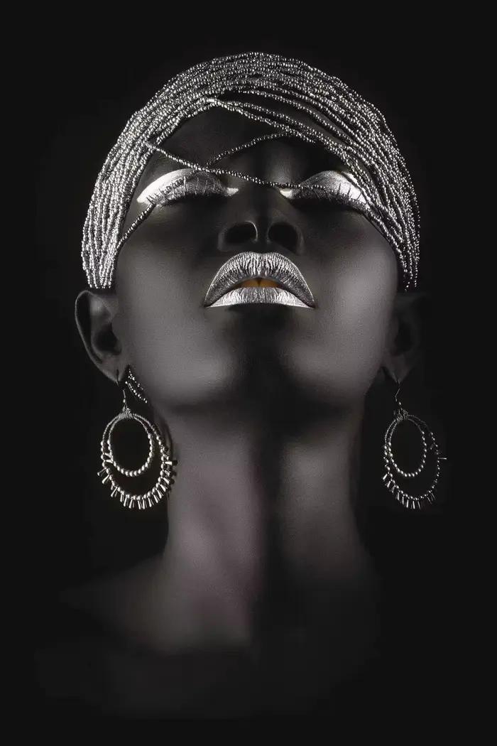 Affiches d'art mural de femme africaine et imprimés, grande femme noire tenant des bijoux en or, pei
