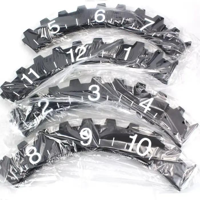 Maison créative classique de l'horloge à cloche continentale