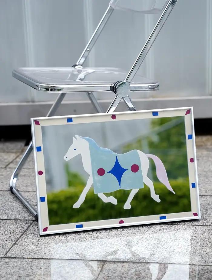 Peinture décorative murale moderne et décontractée style Bauhaus Pony Medievalniche avec miroir véritable pour salle à manger et chambre à coucher
