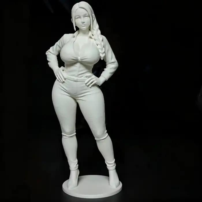 Sculpture féminine blanche imprimée en 3D