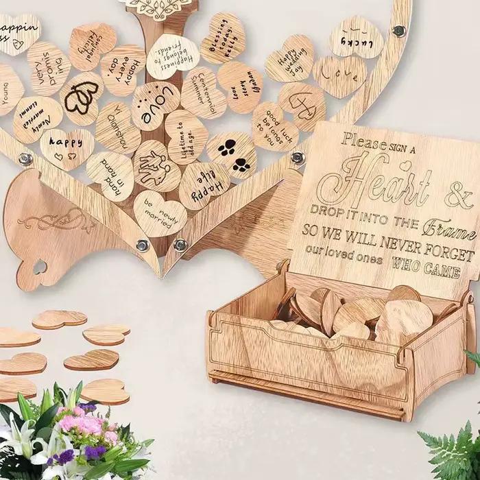 Cadre en forme de cœur en bois