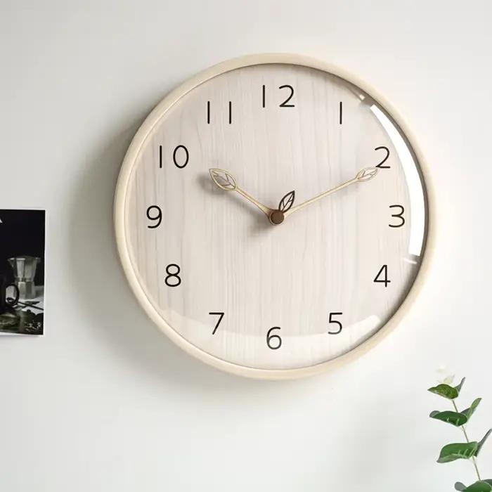 Horloge Murale en Bois Massif