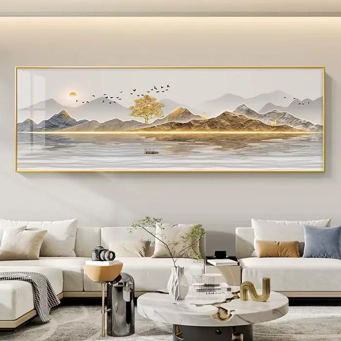 Peinture abstraite sur toile de montagne dorée