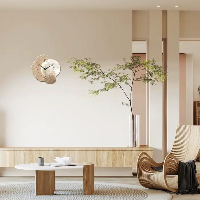Horloge murale moderne simple et silencieuse