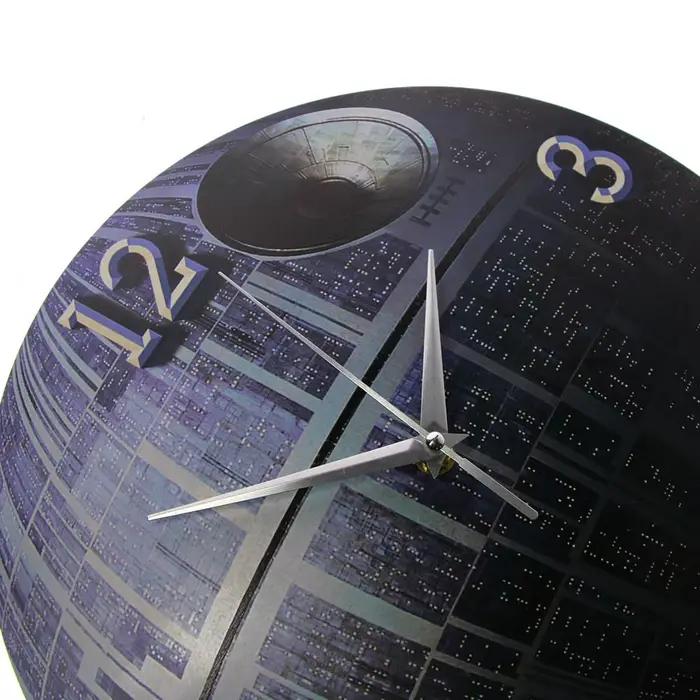 Horloge murale 3D à motif d'étoiles de la mort