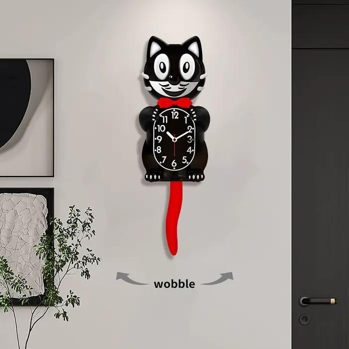 Horloge classique chat mignon avec pendule à queue pivotante