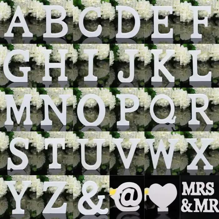 Lettre en bois blanche avec nom de l'alphabet personnalisé