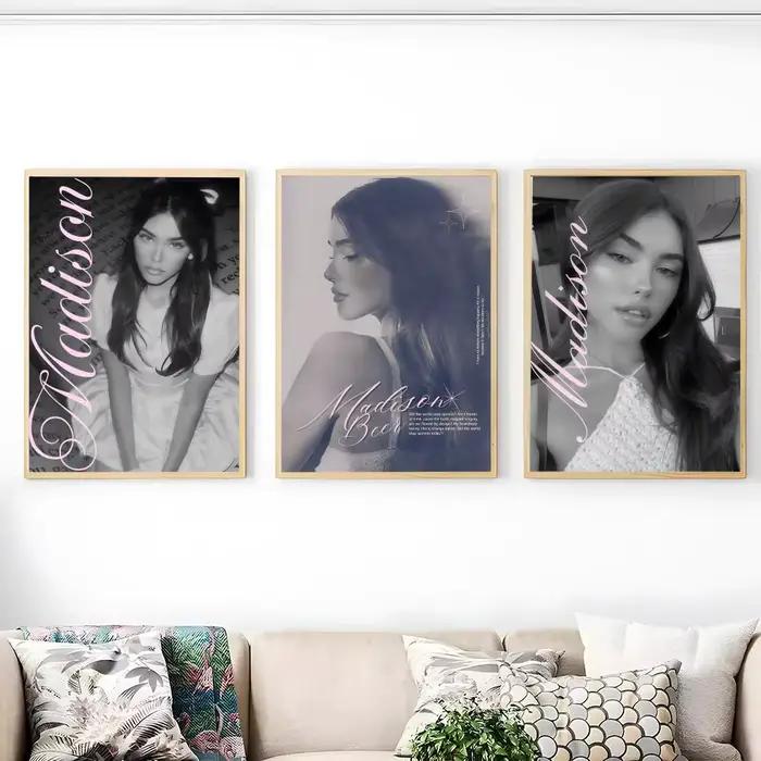 Affiche créative Singer M-Madison Beer