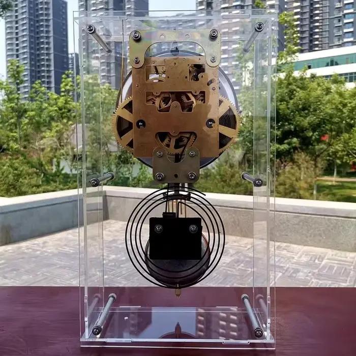 Horloge Mécanique Nordique Rétro Transparente