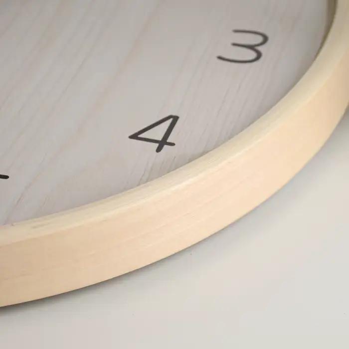 Horloge Murale en Bois Massif
