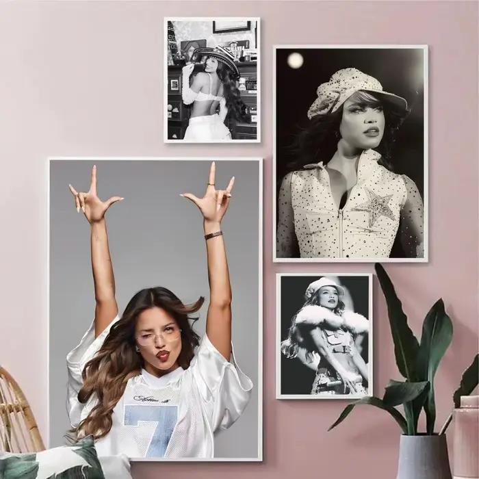 Affiche Singer E-Emilia Mernes