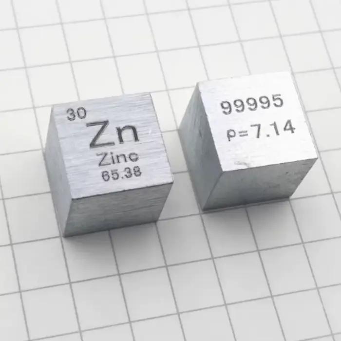 Ornement Cube en Zinc, Collection en métal