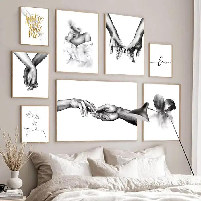 Peinture sur toile nordique minimaliste noir blanc femme Sexy épaule romantique baiser citations amoureux affiches à main et imprimés décor de chambre