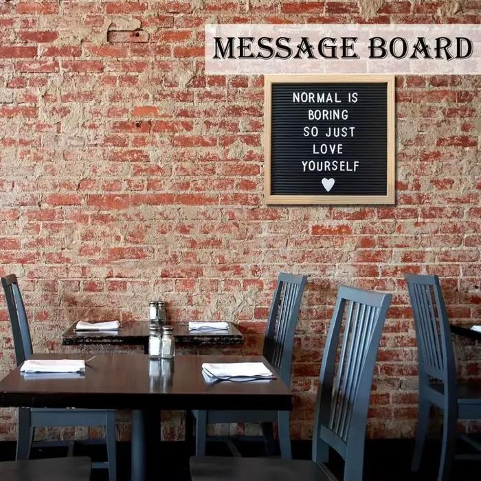 Tableau de messages en bois simple avec lettres modifiables