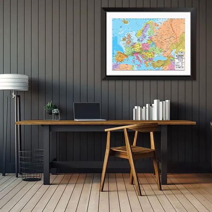 Affiche de carte de l'europe en anglais avec détails
