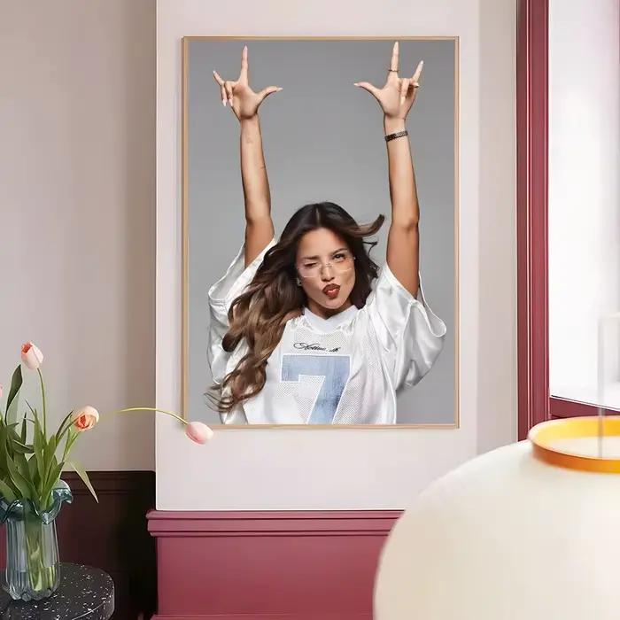 Affiche Singer E-Emilia Mernes