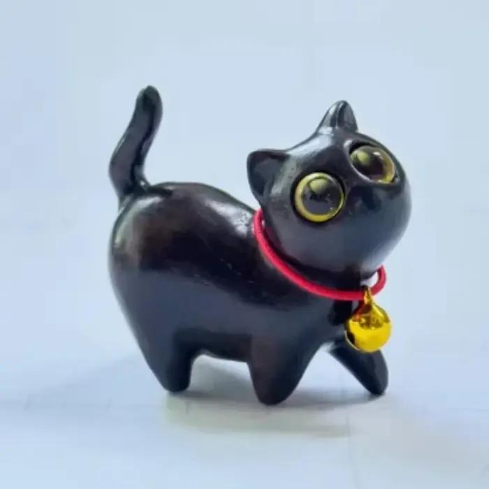 Charmante Figurine de chaton en bois