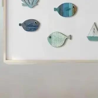 Décoration murale de poisson en bois suspendue