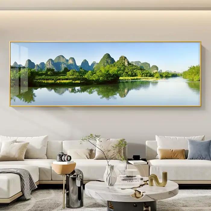 Peinture abstraite sur toile de montagne dorée
