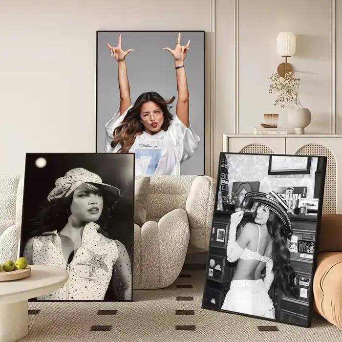 Affiche Singer E-Emilia Mernes