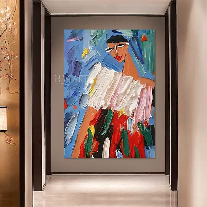 Mur de peintures à l'huile abstraites de femme
