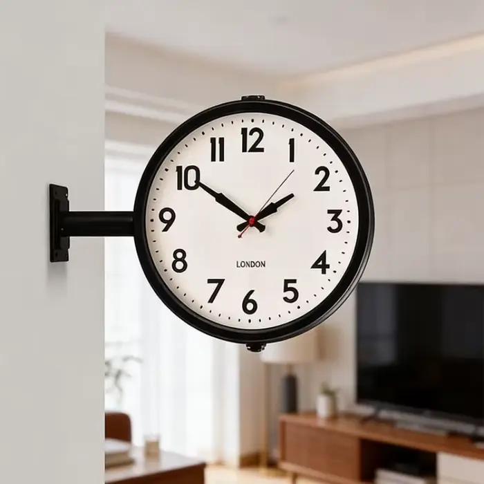 Horloge murale double face simple
