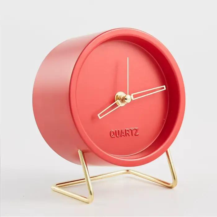 Horloge électronique de style nordique