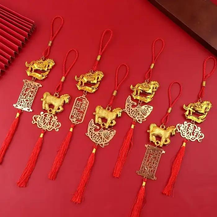 Pendentif cheval du zodiaque en plastique doré, année du cheval, porte-bonheur, Festival de printemps, maison, voiture, ornements suspendus, cadeaux du nouvel an, 2026