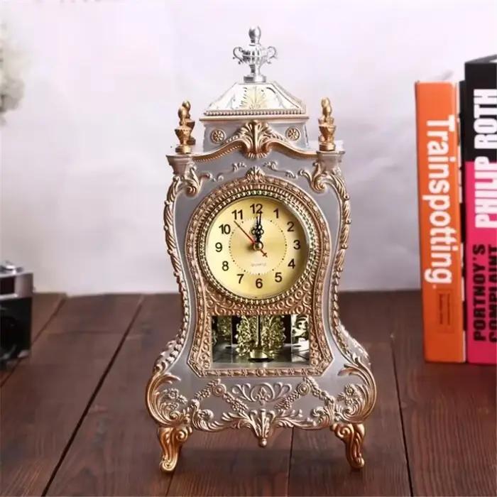 1 pièce Horloge de table créative en forme de tour, style antique, avec 12 chansons, décoration clas