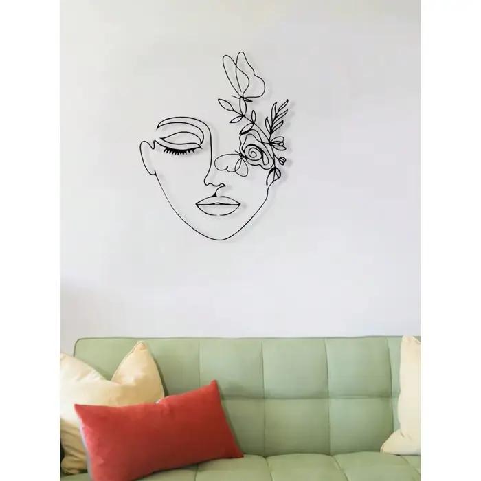 Art mural en métal abstrait représentant un visage de femme | Décoration d'intérieur moderne