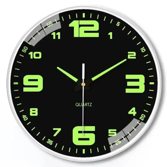 Horloge murale silencieuse à quartz pour la décoration du salon, horloge murale ronde en plastique l