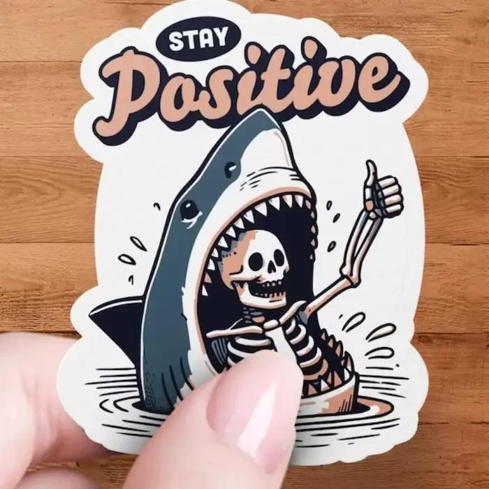 Autocollant intéressant en forme de crâne de requin, adapté pour iPad, coque de téléphone, bouteille