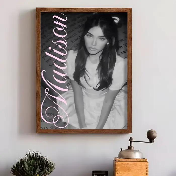 Affiche créative Singer M-Madison Beer, autocollants muraux artistiques pour salon, dortoir, chambre