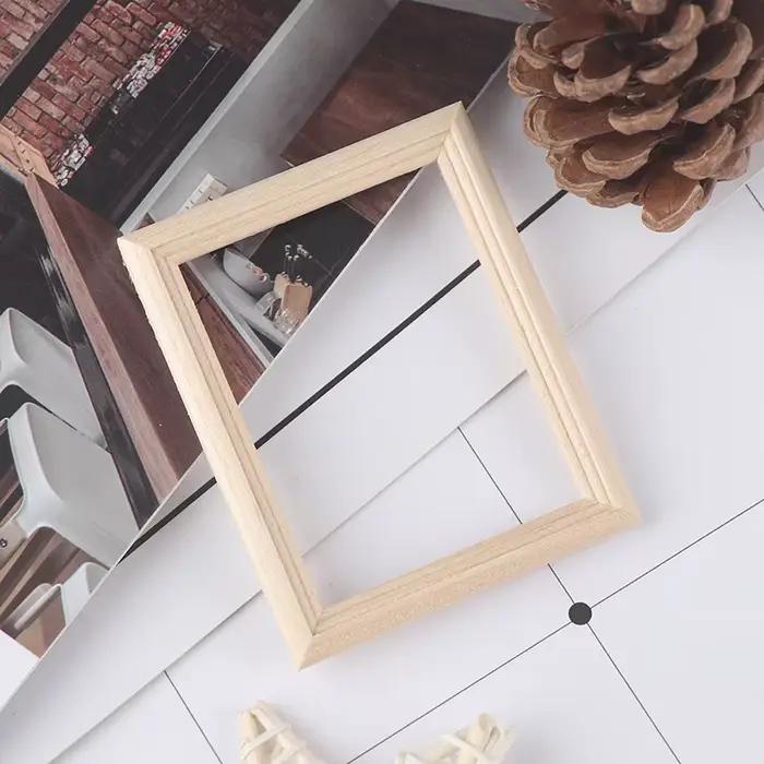 Cadres photo miniatures de maison de courses