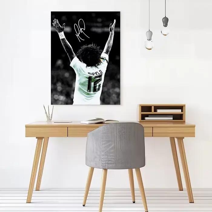 Marcelo célébre avec les bras levés - Affiche sur toile - Art mural - Image imprimée personnalisable de haute qualité