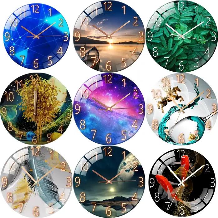 Horloge murale en verre au design moderne