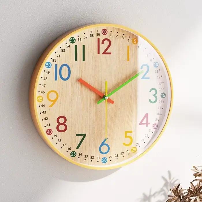 Horloge murale à chiffres de 12 pouces facile à lire