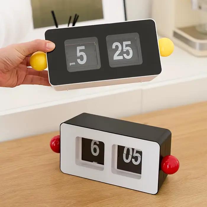 Horloge à retournement automatique