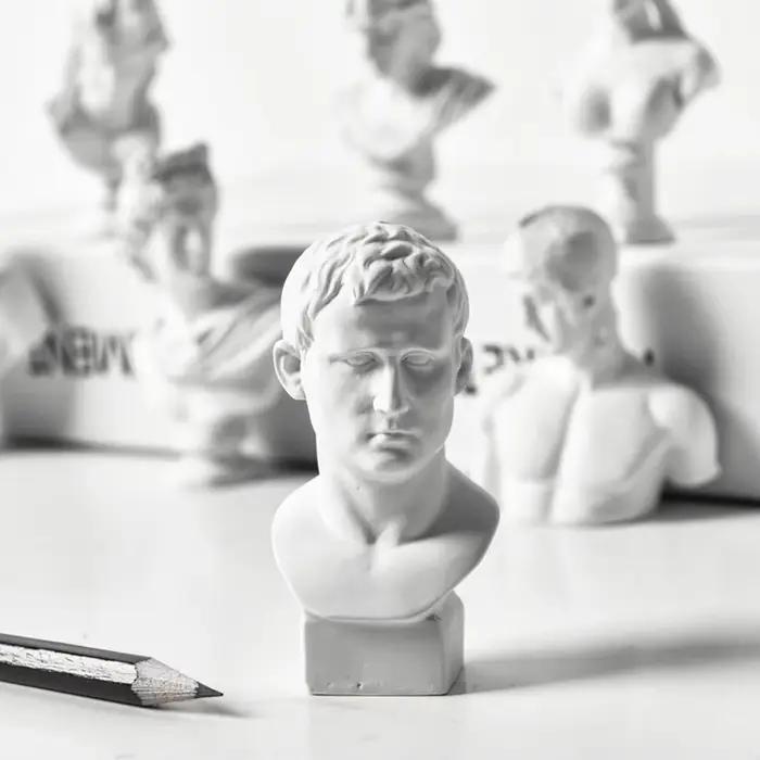 Figurine de la mythologie grecque