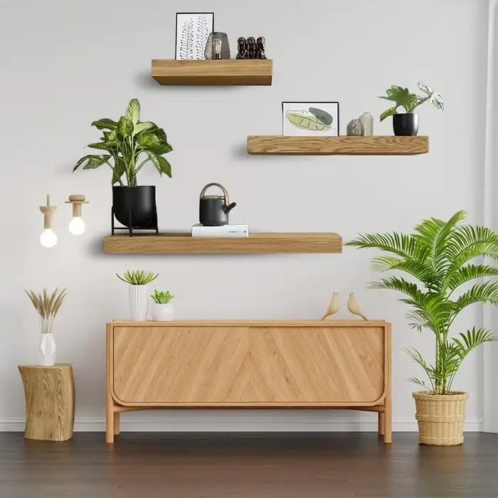 Étagère murale en bois avec compartiment secret