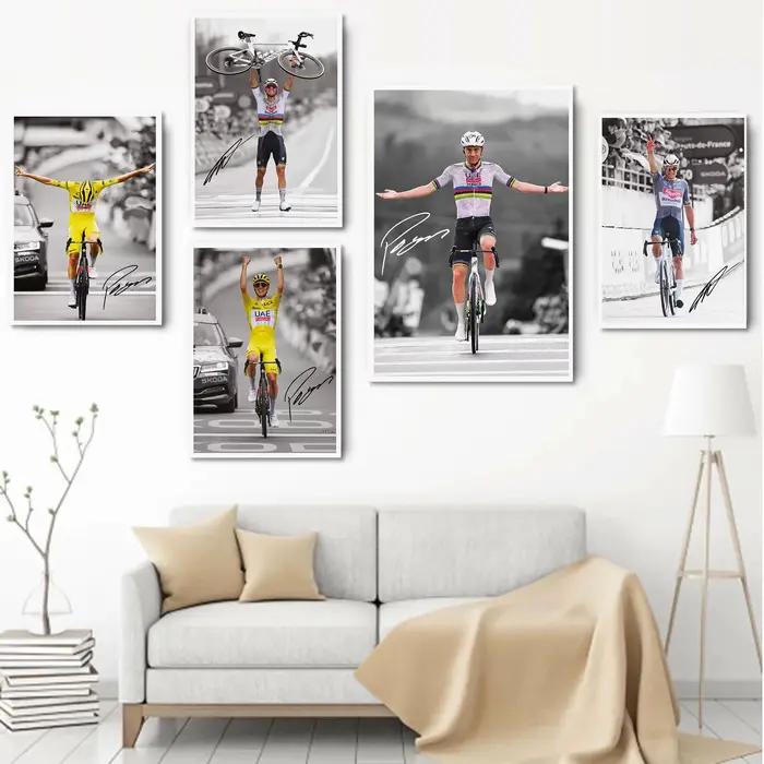 Affiches de Champion du monde de cyclisme Tadej Pogacar