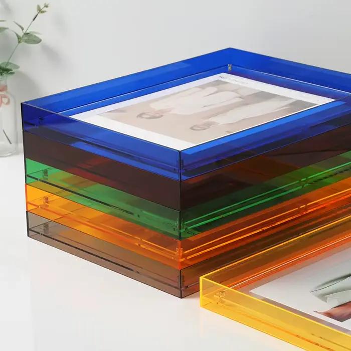 Cadre acrylique coloré de grande taille