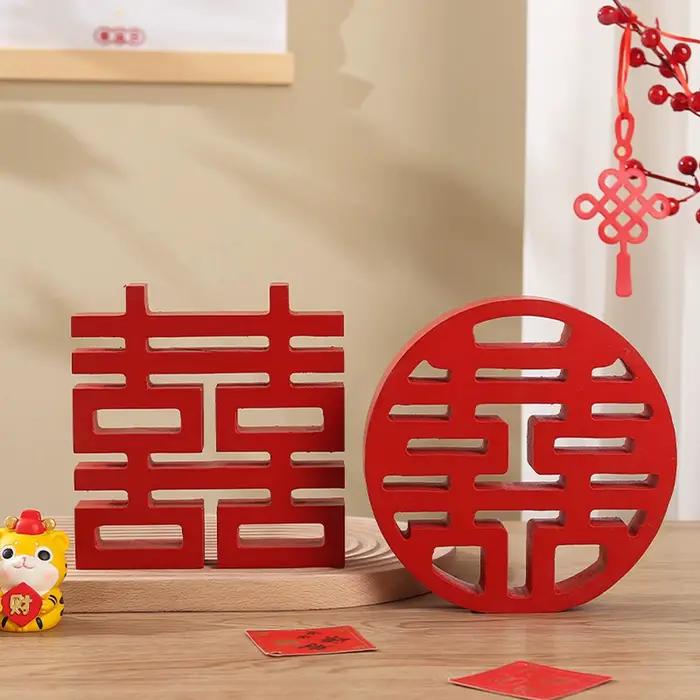 Tradition chinoise rouge heureux