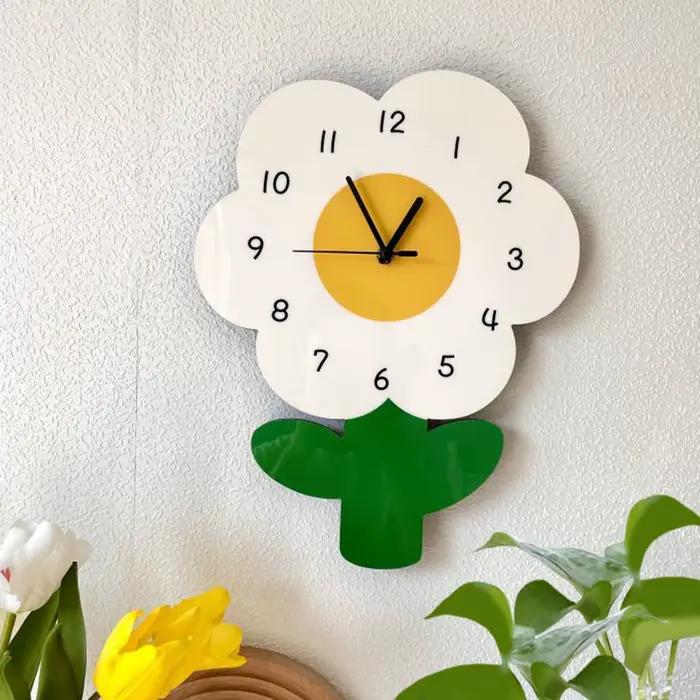 Horloge murale de fleur de dessin animé artistique