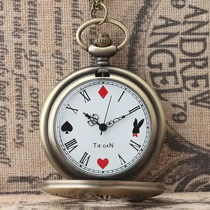 Les aventures d'Alice au pays des merveilles : clés de poker, montre de poche, couvercle rabattable, montre à chaîne périphérique, montre à pendentif en cuivre