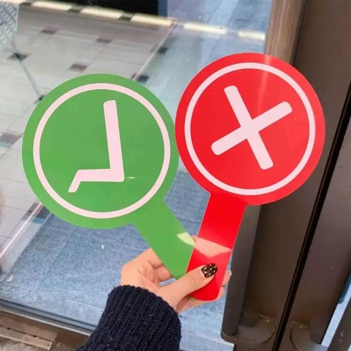 Panneau interactif signe du bon du mauvais