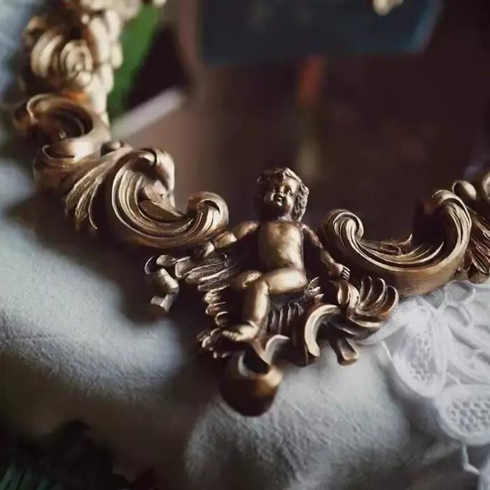 Miroir mural de maquillage pour salle de bains